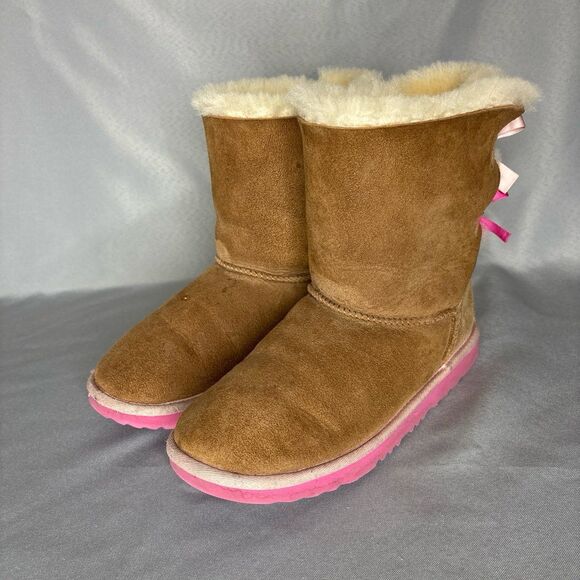 Womens Ugg Boots Bailey Bow Chestnut & Pink Suede Coquette Has Wear See Photos - Picture 8 of 12